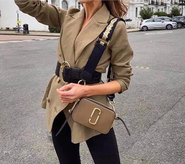 Túi Đeo Chéo Marc Jacobs Snapshot Shoulder Small Camera Bag Màu Nâu Tây