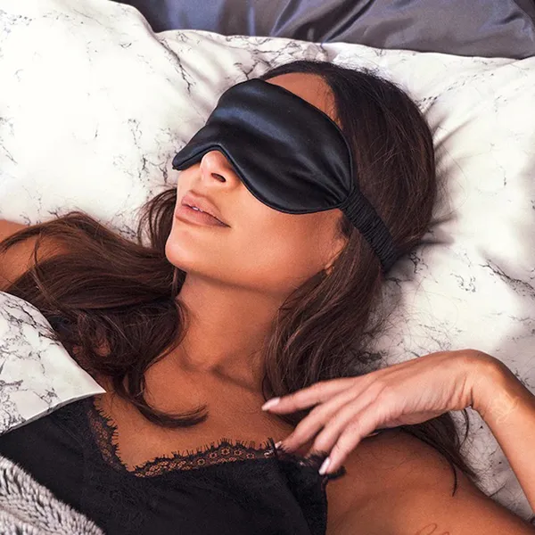 Mặt Nạ Ngủ Bịt Mắt Lụa Slip Silk Sleepmask Màu Đen