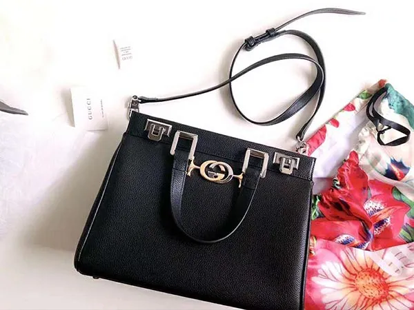 Túi Xách Gucci Zumi Grainy Leather Top Handle Bag Black 569712-1B90X-1000 Màu Đen