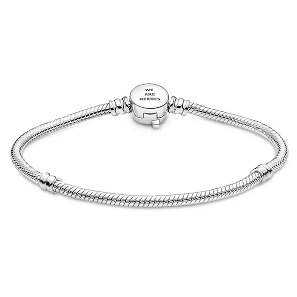 Vòng Đeo Tay Pandora Moments Marvel Khóa Avengers 590784C00 Màu Bạc Size 16