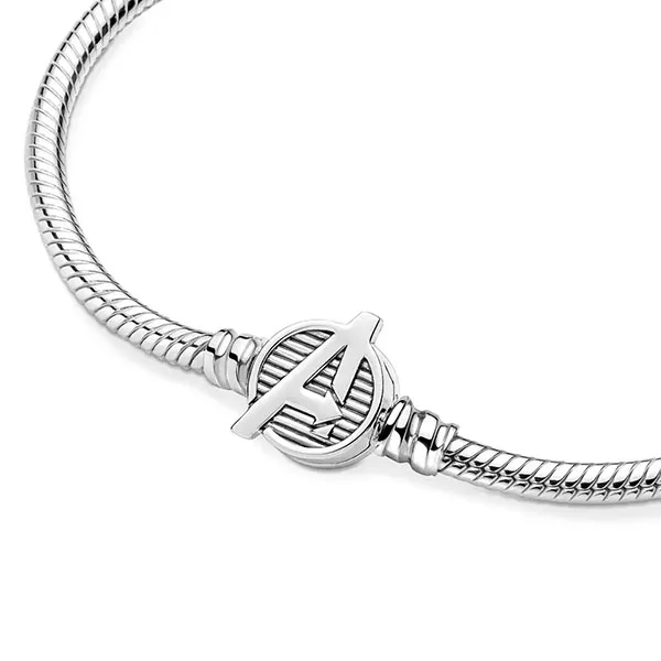 Vòng Đeo Tay Pandora Moments Marvel Khóa Avengers 590784C00 Màu Bạc Size 16