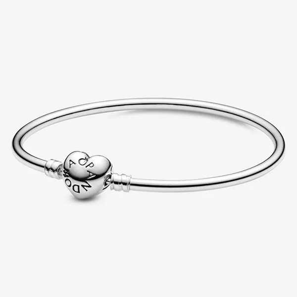 Vòng Đeo Tay Pandora Moments Heart Clasp Bangle Màu Bạc