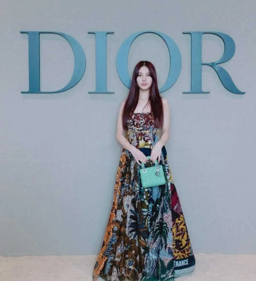 Bộ sưu tập của Dior lấy cảm hứng từ hoa anh đào Nhật