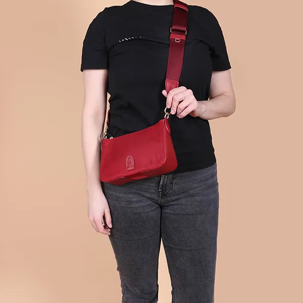 Túi Đeo Chéo Furla Atena Nylon Crossbody Cabernet Màu Đỏ