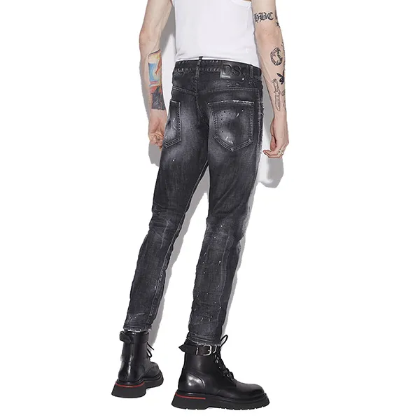 Quần Bò Dsquared2 Ripped Knee Wash Sexy Twist Jeans S74LB1040 Màu Đen