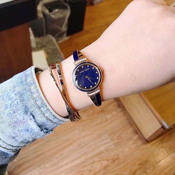 Set Đồng Hồ Và Vòng Tay Nữ Anne Klein Quartz Crystal Glossy Blue Ladies Watch And Bracelet 3292NVST - 1