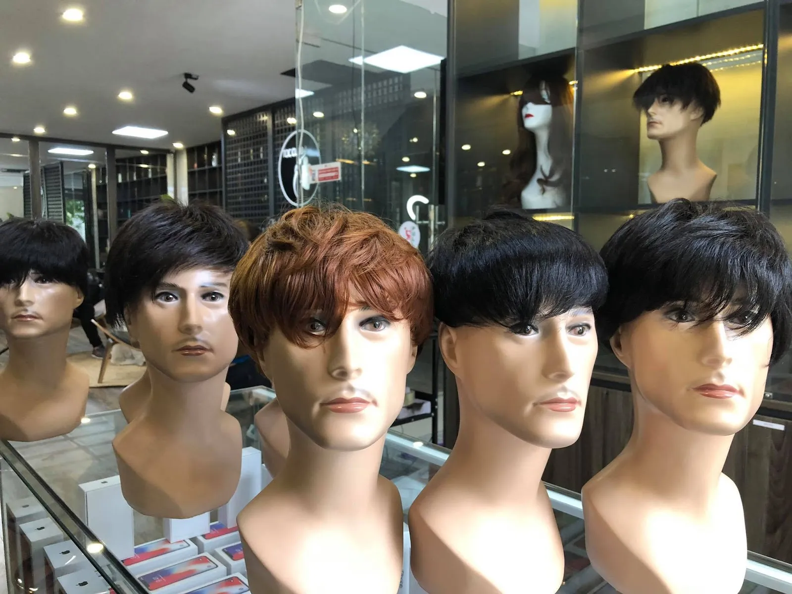 Top 6 Thương hiệu tóc giả cho nam giới uy tín nhất tại Việt Nam -  ALONGWALKER