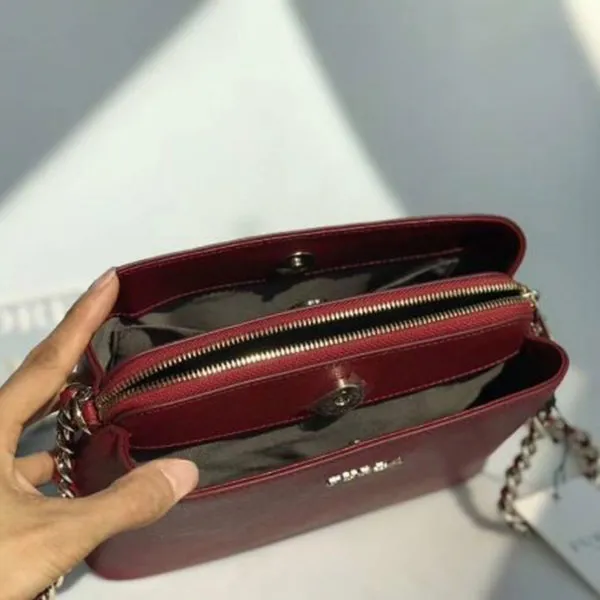 Túi Đeo Chéo Furla Tessa Màu Đỏ Đô
