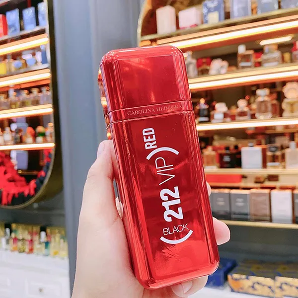 Nước Hoa Nam Carolina Herrera 212 VIP Men Black L.E Red EDP 100ml