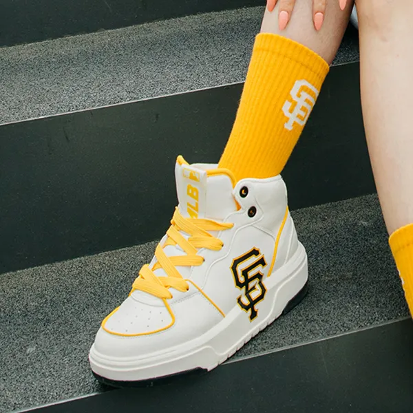 Giày Thể Thao MLB Chunky Liner High San Francisco 3ASXCB12N-14ORL Màu Trắng Vàng Size 230