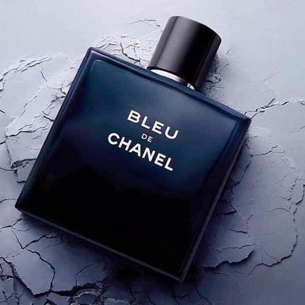 Chanel offre un format voyage à sa fragrance masculine Bleu  ladepechefr
