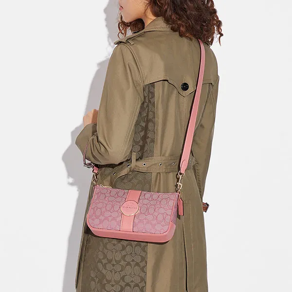 Túi Đeo Chéo Coach Lonnie Baguette In Signature Jacquard C8306 Màu Hồng Size 25