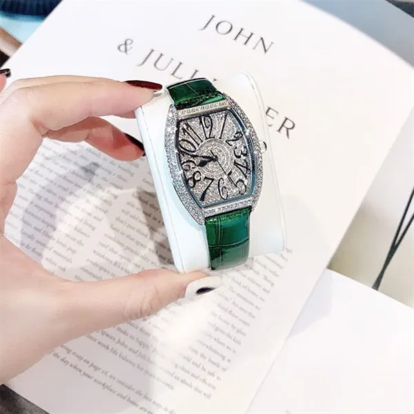 Đồng Hồ Nữ Christian Van Sant Elegant Quartz White Dial Ladies Watch CV4821G Màu Xanh Green