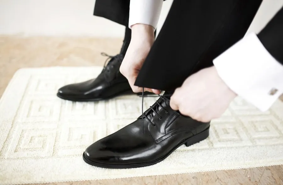Gợi ý 7 mẫu giày nam đẹp làm quà tặng nhân Ngày của Cha  - 2