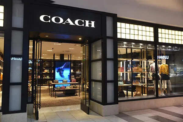 Túi Đeo Chéo Coach Georgie Shoulder Bag In Colorblock Signature Canvas With Rivets Màu Đen - Túi xách - Vua Hàng Hiệu