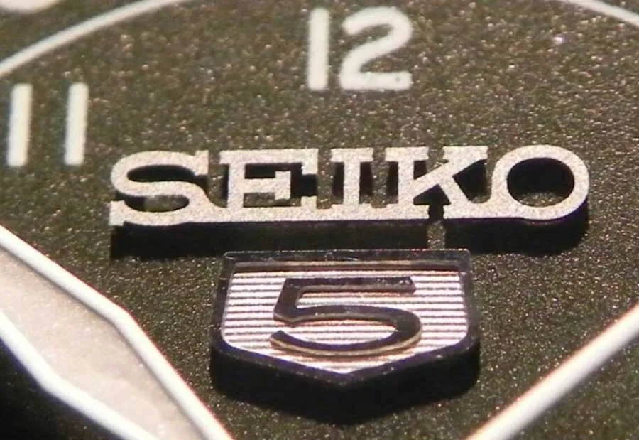 So sánh đồng hồ Seiko và Citizen loại nào tốt hơn?