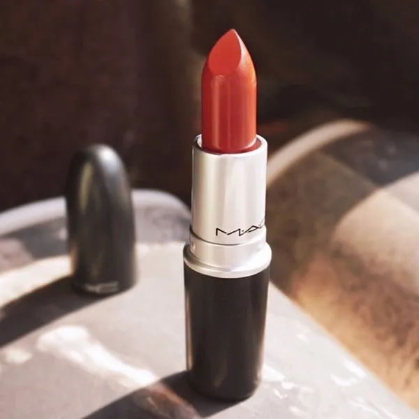 Son MAC 646 Marrakesh Màu Đỏ Nâu Trầm Ấm
