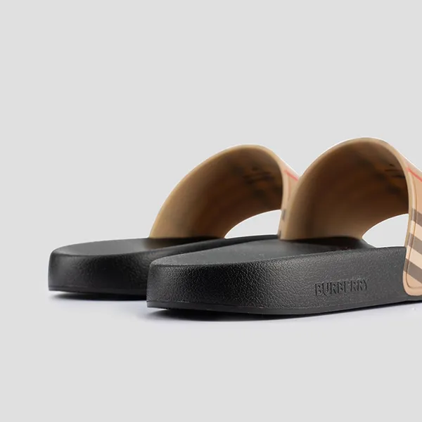 Dép Burberry Furley Check Slide 112091-A7026 Màu Nâu Đen Size 39