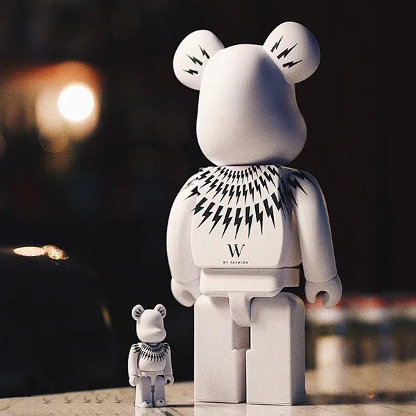 Đồ Chơi Mô Hình Bearbrick Neil Barrett White Màu Trắng Đen Size 100% + 400%