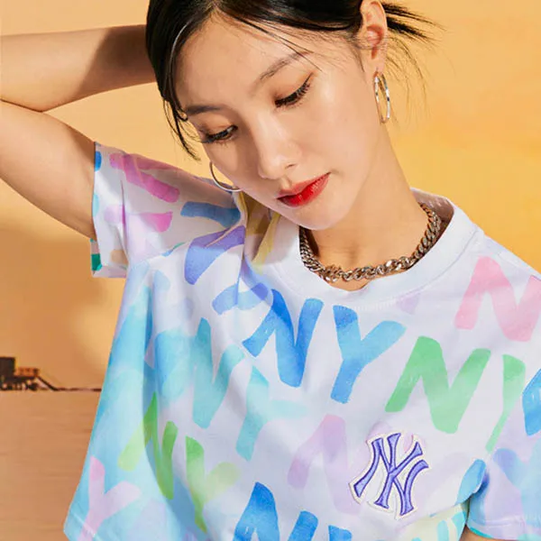 Áo Croptop Nữ MLB Monogram Crop New York Yankees 3FTSM0023-50WHS Phối Màu Size S