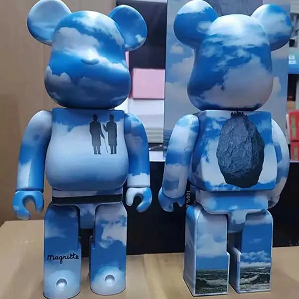 Đồ Chơi Mô Hình Bearbrick Rene Magritte 'The Castle Of the Pyrenees' Màu Xanh Trắng Size 1000% - Đồ chơi mô hình - Vua Hàng Hiệu