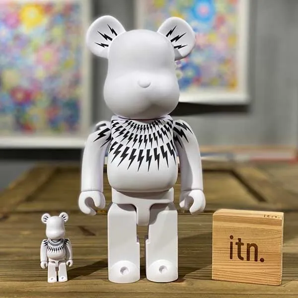 Đồ Chơi Mô Hình Bearbrick Neil Barrett White Màu Trắng Đen Size 100% + 400%