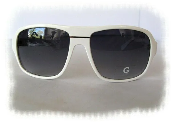 Kính Mát Guess Grey Square Unisex Sunglasses GG2105 21B 60 Màu Trắng Xám