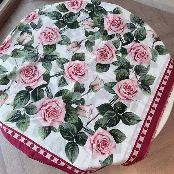 Khăn Quàng Cổ Dolce & Gabbana D&G White Tropical Rose Printed Phối Màu - Thời trang - Vua Hàng Hiệu
