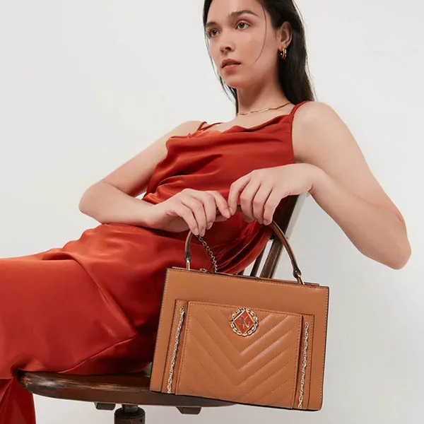 Túi Xách Lyn Harlow Top Handle M Handbags LL22FBF048 Màu Nâu