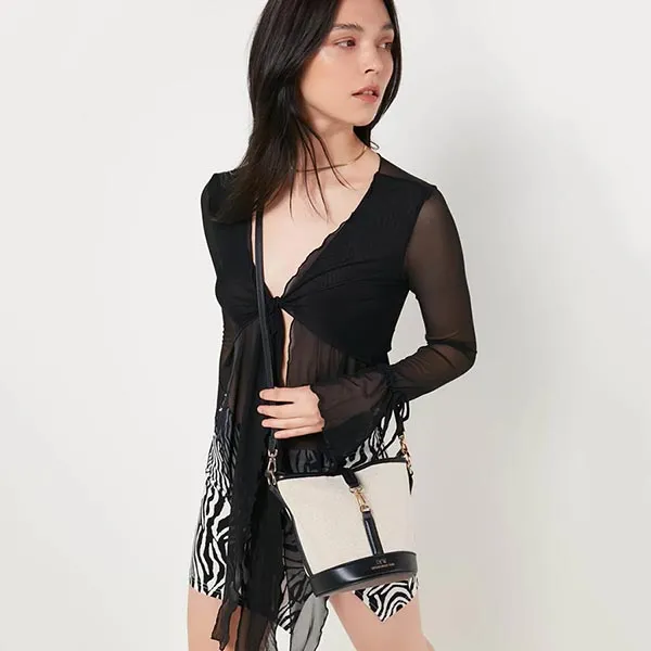 Túi Xách Lyn Oslo Bucket Bags LL22FBF068 Màu Đen Trắng