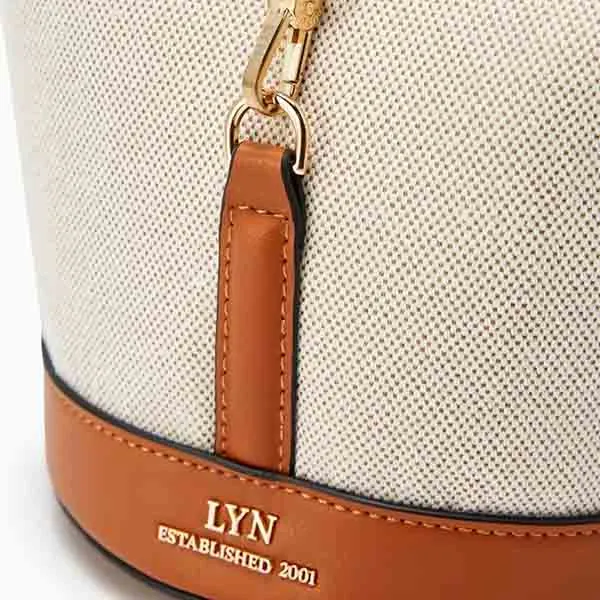 Túi Xách Lyn Oslo Bucket Bags LL22FBF068 Màu Trắng Nâu - Túi xách - Vua Hàng Hiệu
