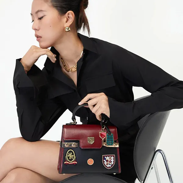 Túi Xách Lyn Academic S Handbags LL22FBS162 Màu Đỏ Đen - Túi xách - Vua Hàng Hiệu