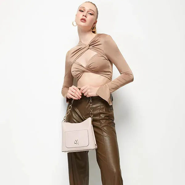Túi Đeo Vai Lyn Arctic Hobo Handbags LL22SBS009 Màu Nude
