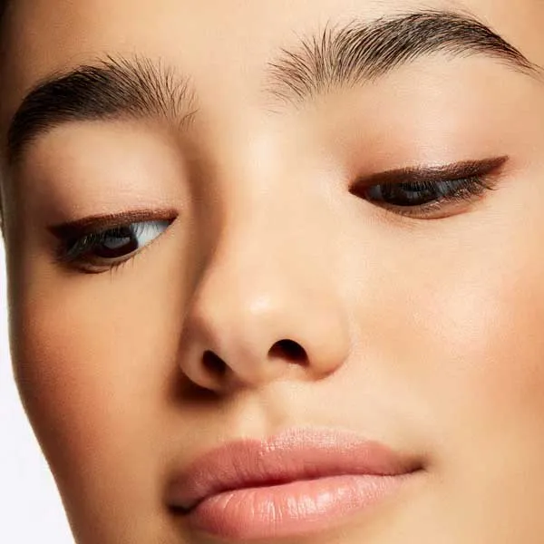 Bút Kẻ Mắt Nước MAC Brushstroke Liner Eyeliner Liquide Brushbrown 0.67g Màu Nâu - Trang điểm - Vua Hàng Hiệu