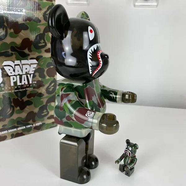 Đồ Chơi Mô Hình Bearbrick X Bape ABC Camo Shark Clear Green Phối Màu Size 100% + 400%