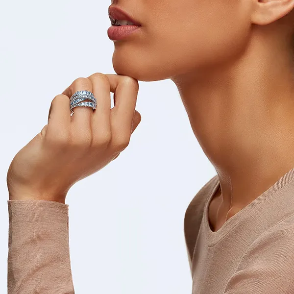 Nhẫn Swarovski Twist Wrap White Gold Curve Blue Ring Màu Xanh Trắng Size 55 - Trang sức - Vua Hàng Hiệu
