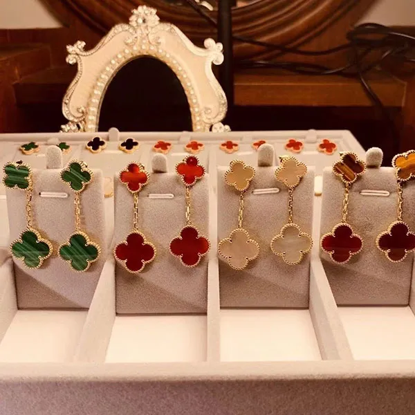 Khuyên Tai Jewery Luxury Magic Alhambra Earrings, 2 Motifsyellow Gold, Carnelian, Tiger Eye Màu Vàng Gold