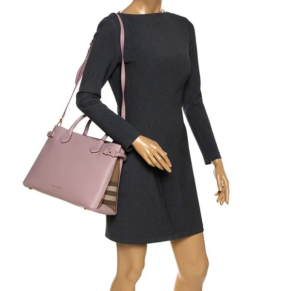 Túi Tote Burberry Pink Leather and House Check Fabric Medium Banner Tote Màu Hồng Size 34