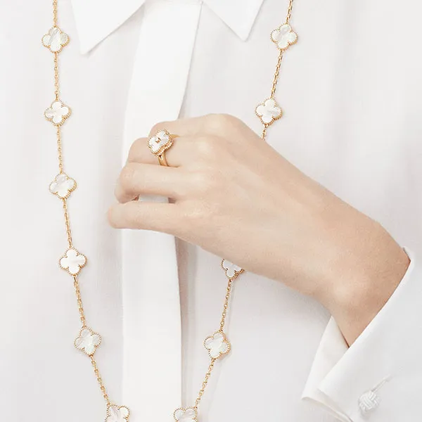 Nhẫn Jewery Luxury M.O.P Diamond 18k Yellow Gold Màu Vàng Gold - Trang sức - Vua Hàng Hiệu