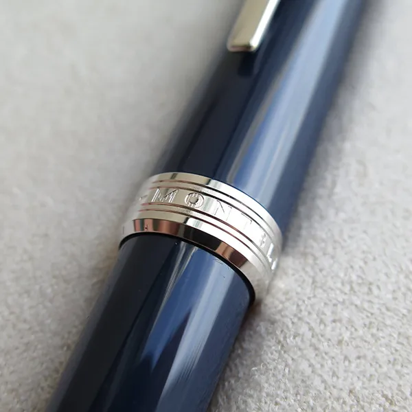 Bút Bi Montblanc Pix Blue Rollerball Pen 114809 Màu Xanh