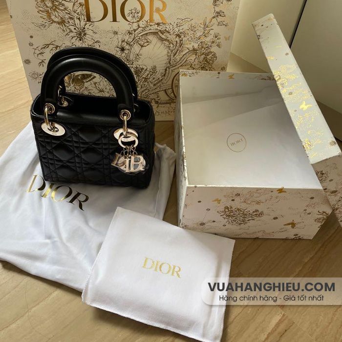 Giúp phái mạnh nhận biết túi hàng hiệu Dior chuẩn xịn