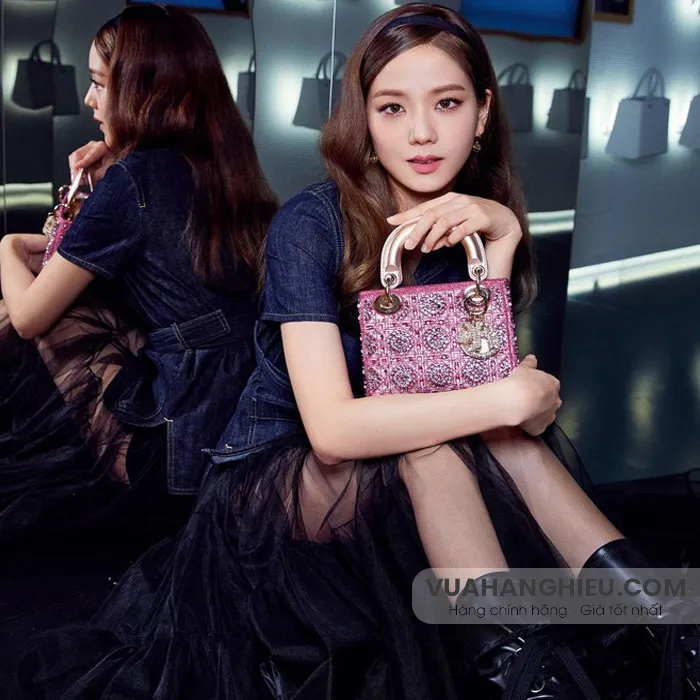 Giúp phái mạnh nhận biết túi hàng hiệu Dior chuẩn xịn