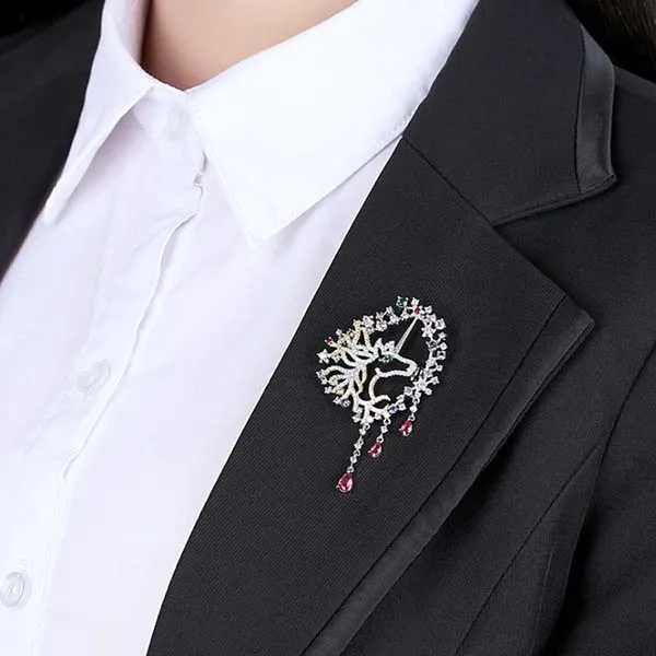 Cài Áo Meri Kì Lân Sắc Màu May Mắn BR182