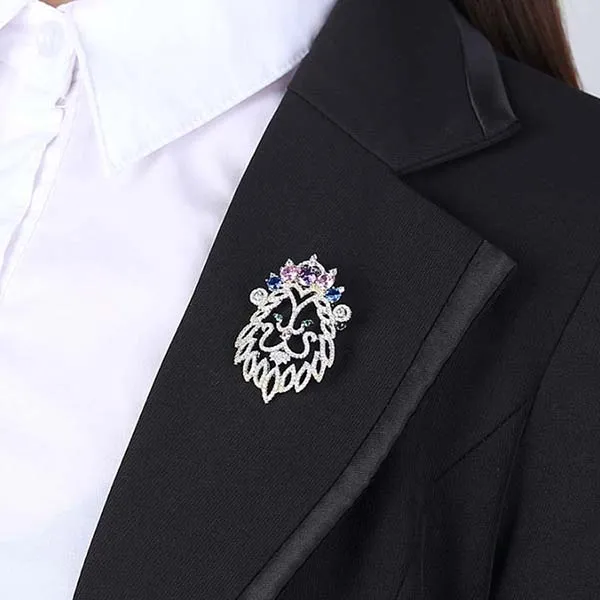 Cài Áo Meri Lion Mạnh Mẽ, Kiêu Sa BR183