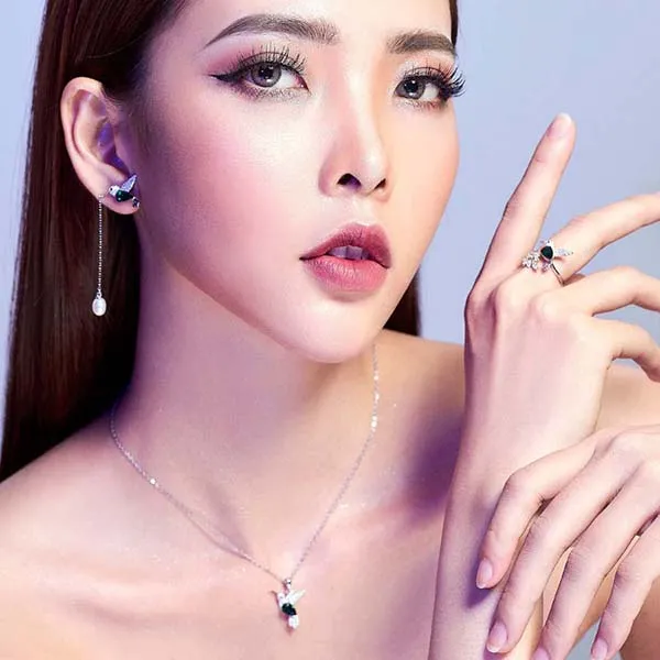 Dây Chuyền Kya Jewel Pha Lê Swarovski Chim Ruồi Xanh SN1a