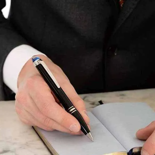 Bút Bi Montblanc Starwalker Precious Resin Ballpoint Pen MB118848 Màu Đen