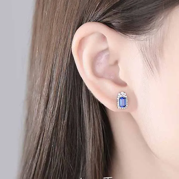 Khuyên Tai Kya Jewel Bạc Đính Đá Cz Màu Xanh Dương Tinh Tế SE100