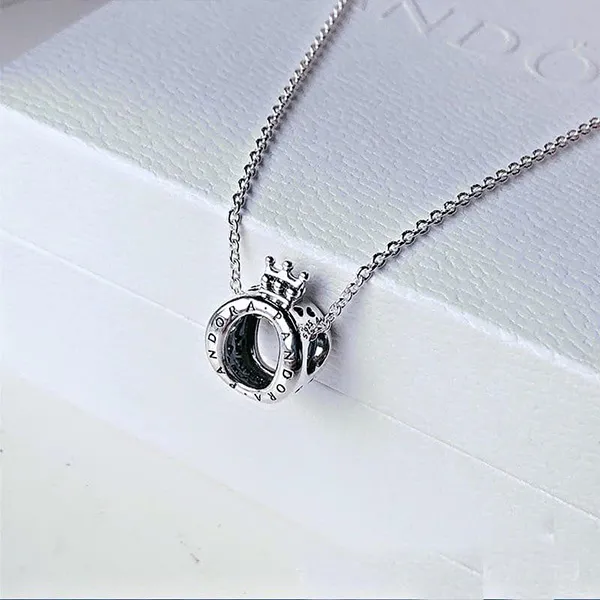 Dây Chuyền Pandora Elegant Crown ZT0131 Màu Bạc