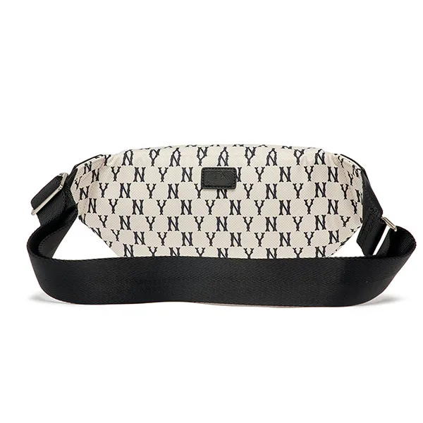 Túi Đeo Hông MLB Monogram Hip New York Yankees 3AHSM012N-50CRD Màu Đen Trắng