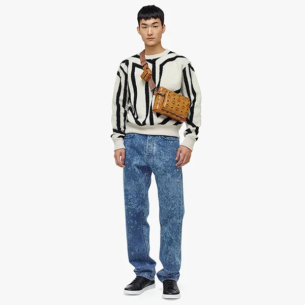 Túi Đeo Vai MCM Small Klassik Multifunction Crossbody In Visetos Màu Nâu